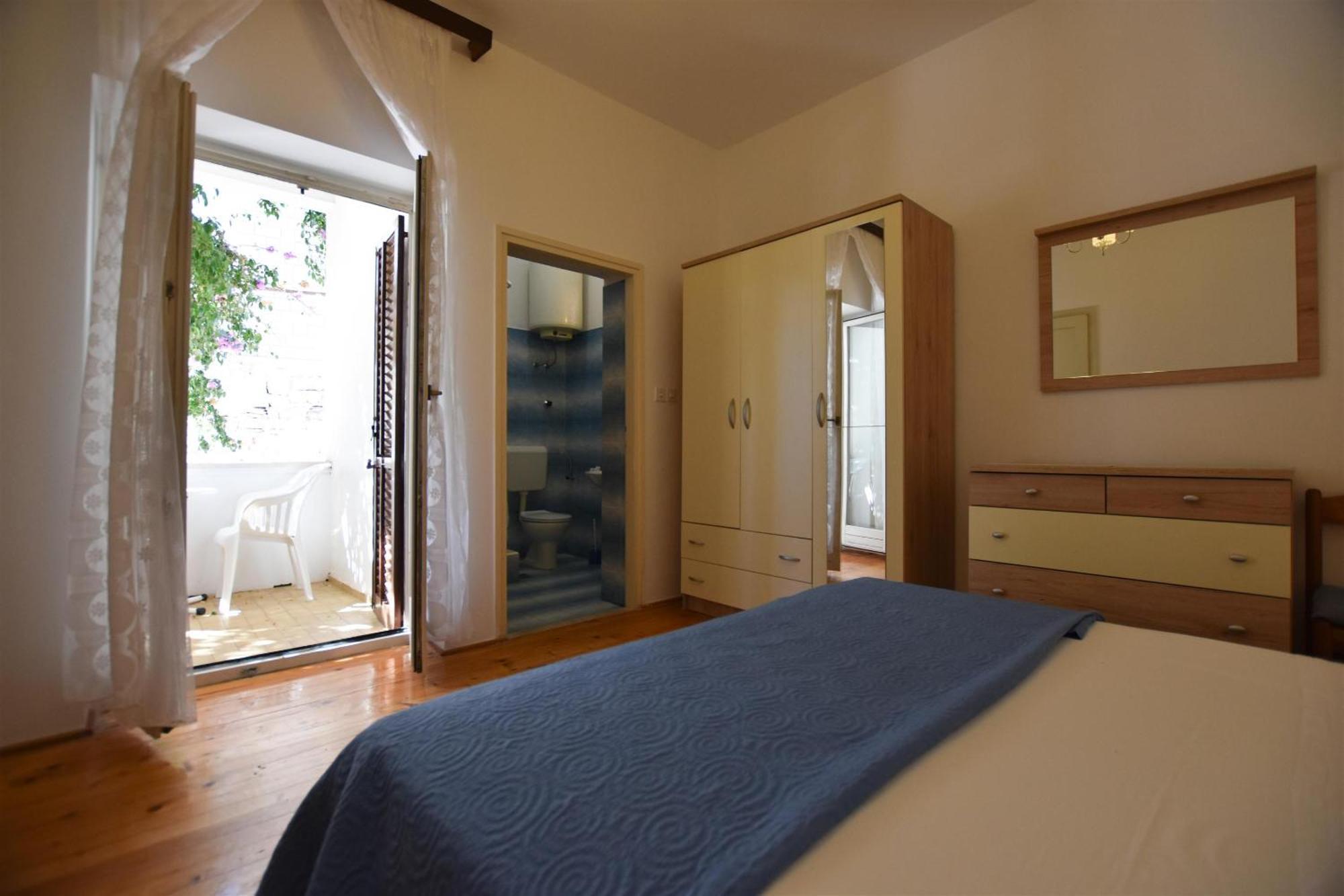 Apartments And Rooms Jakov Primošten Quarto foto