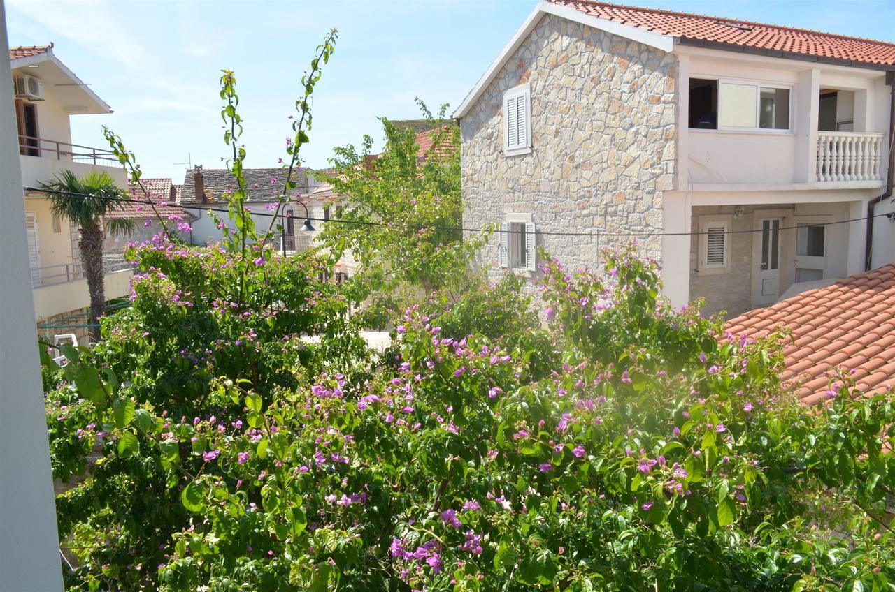 Apartments And Rooms Jakov Primošten Exterior foto